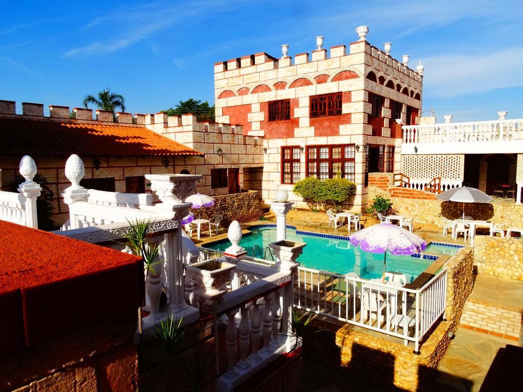 Pousada Al Castello Di Giulietta E Romeo Пиренополис Экстерьер фото