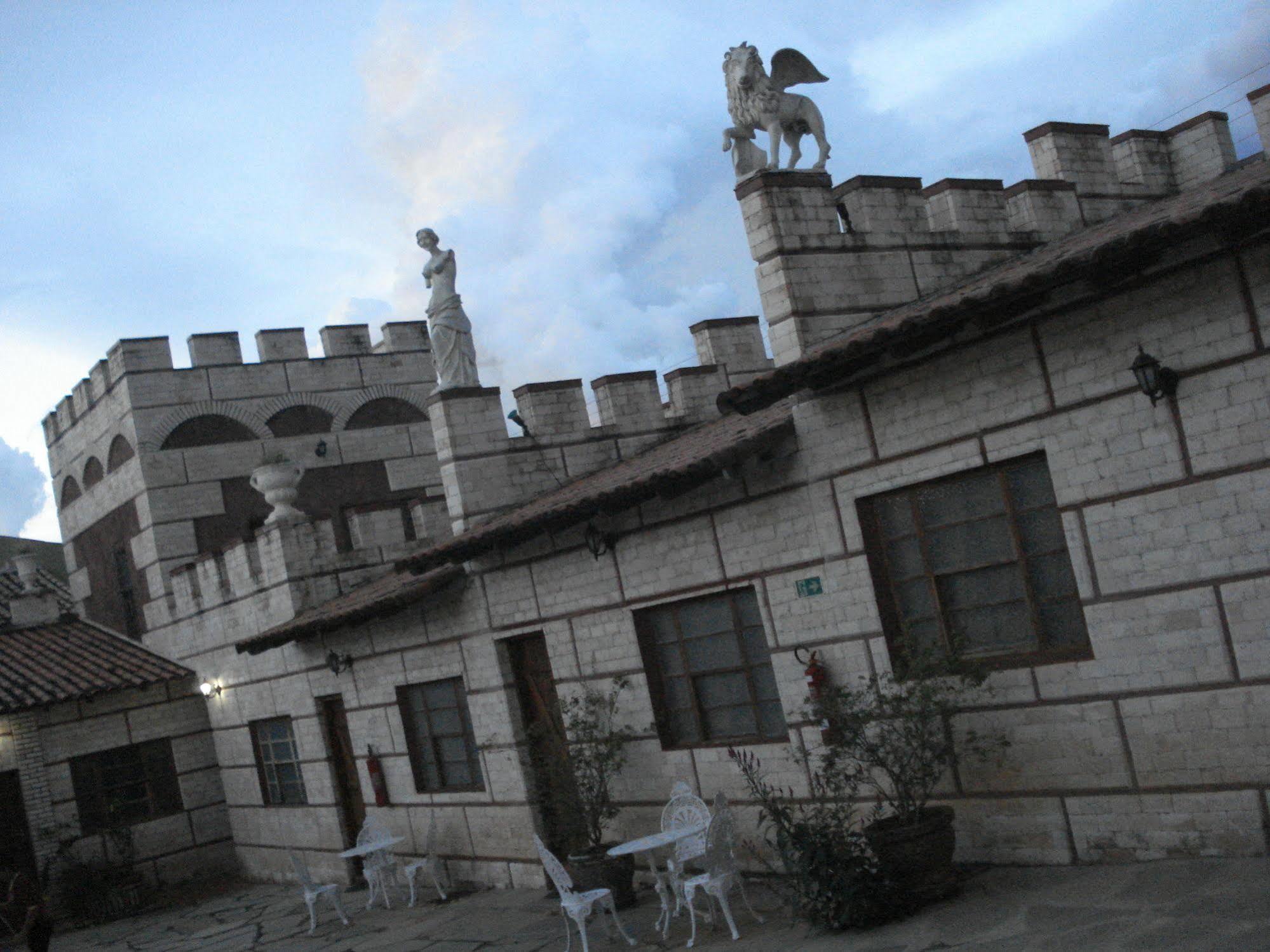 Pousada Al Castello Di Giulietta E Romeo Пиренополис Экстерьер фото